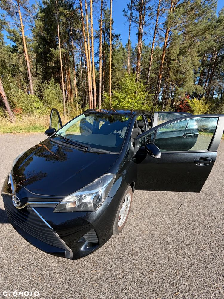 Toyota Yaris - 4