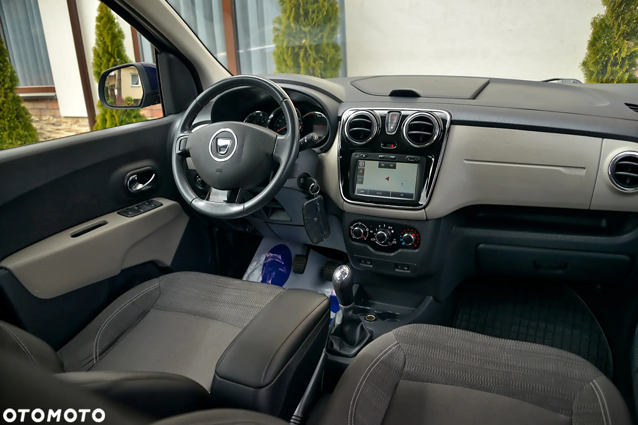 Dacia Lodgy TCe 115 Laureate - 7