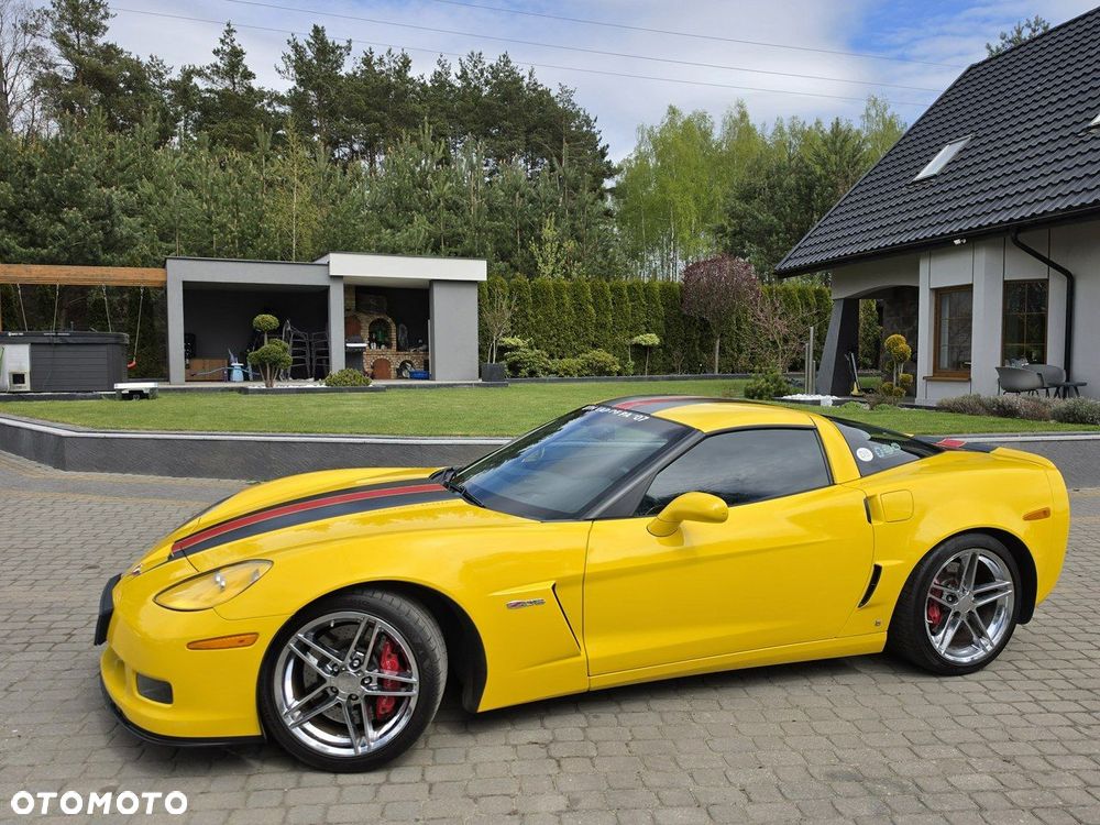 Chevrolet Corvette - 2