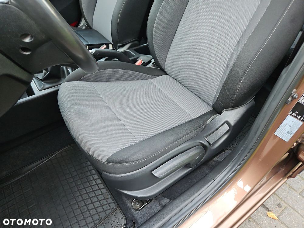 Hyundai i20 1.2 Fresh - 12