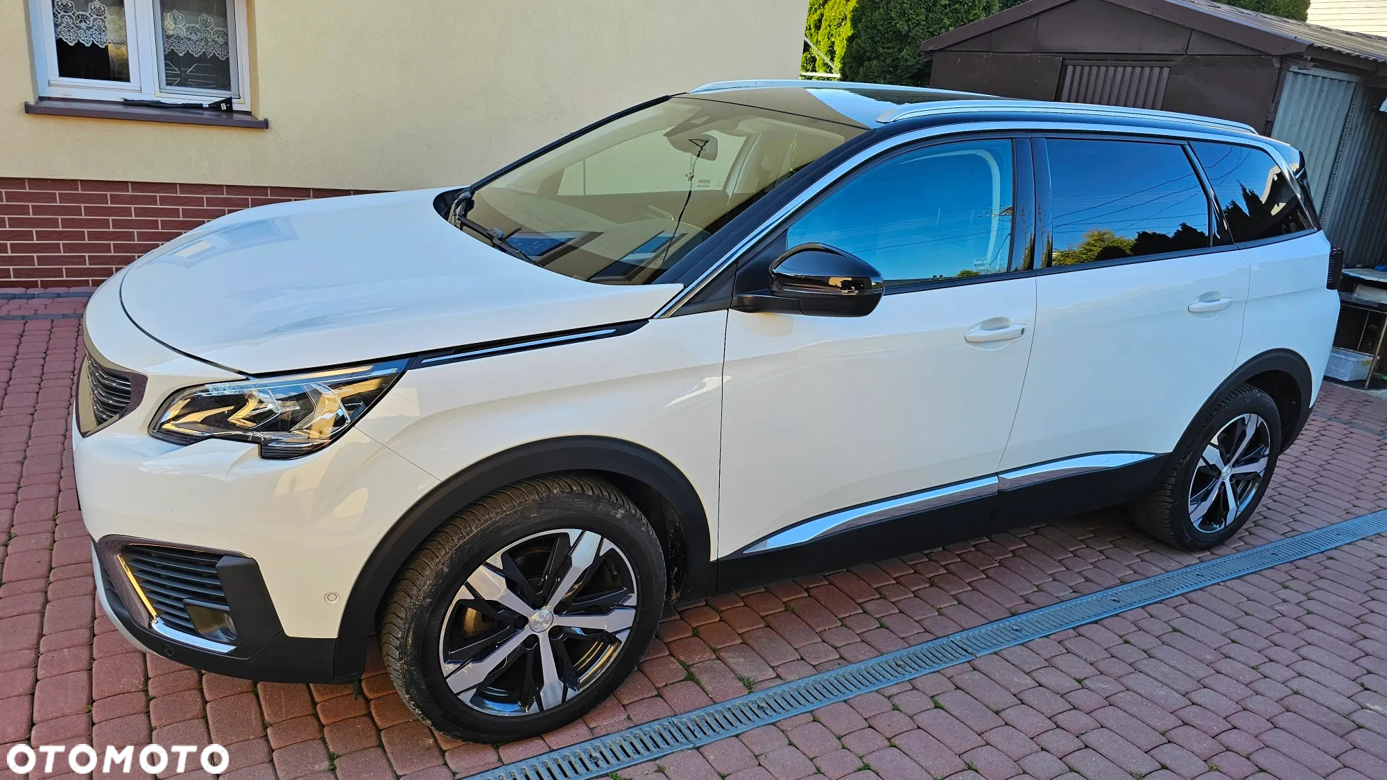 Peugeot 5008 1.5 BlueHDi Allure Pack S&S EAT8 - 14