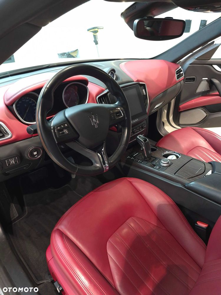 Maserati Ghibli - 6