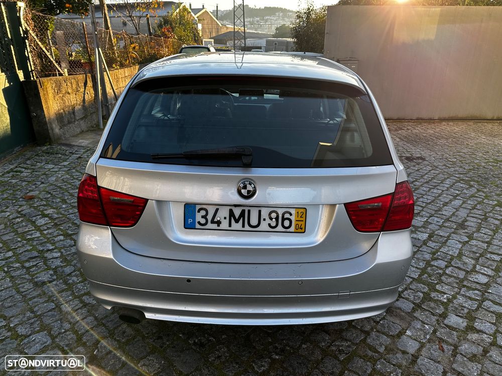 BMW 318 d Navigation - 8
