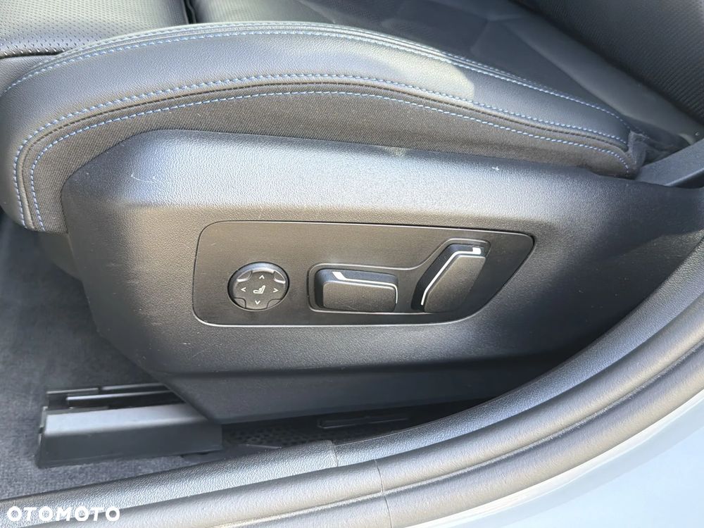 BMW Seria 5 520d xDrive mHEV M Sport - 16