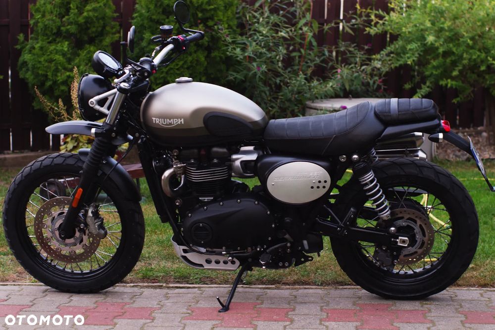 Triumph Street Scrambler - 28