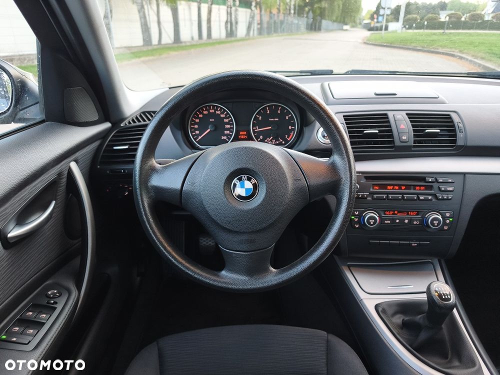 BMW Seria 1 - 8