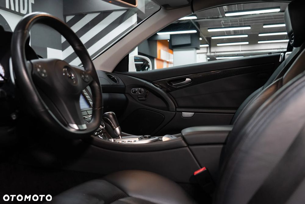 Mercedes-Benz SL 63 AMG - 26