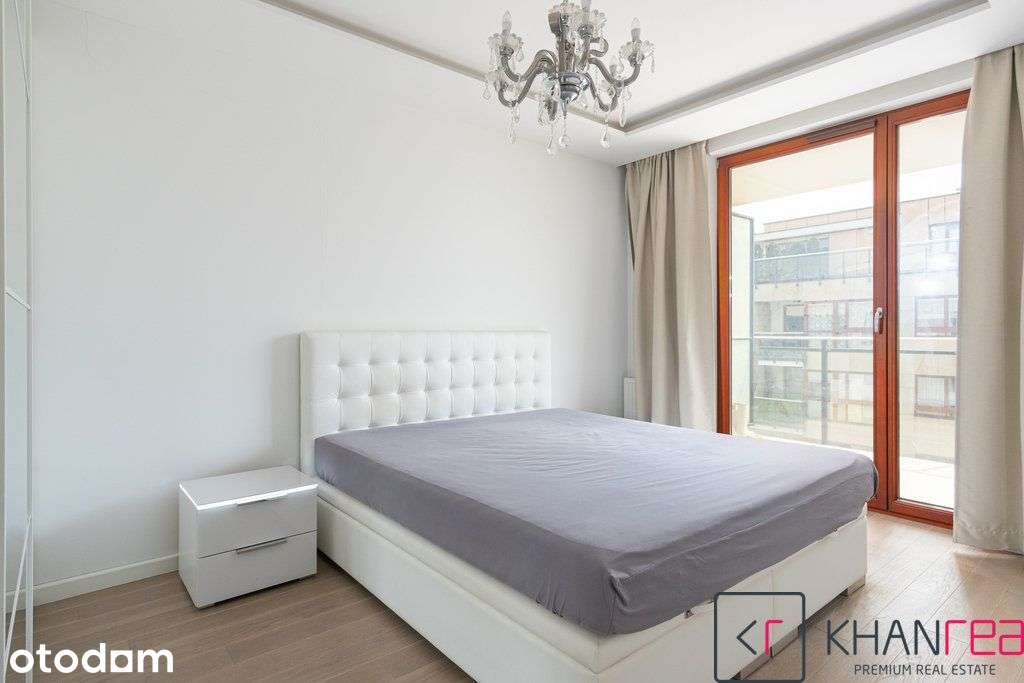 Słoneczne, duży balkon, funkcjonalnie wyposażone !