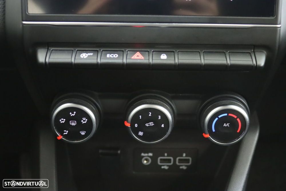 Renault Clio 1.0 TCe Limited Bi-Fuel - 30