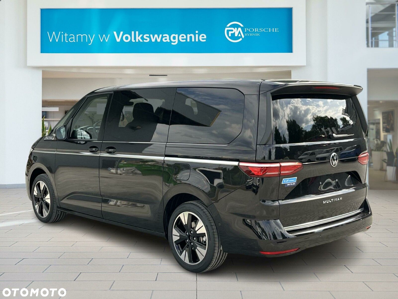 Volkswagen Multivan - 9