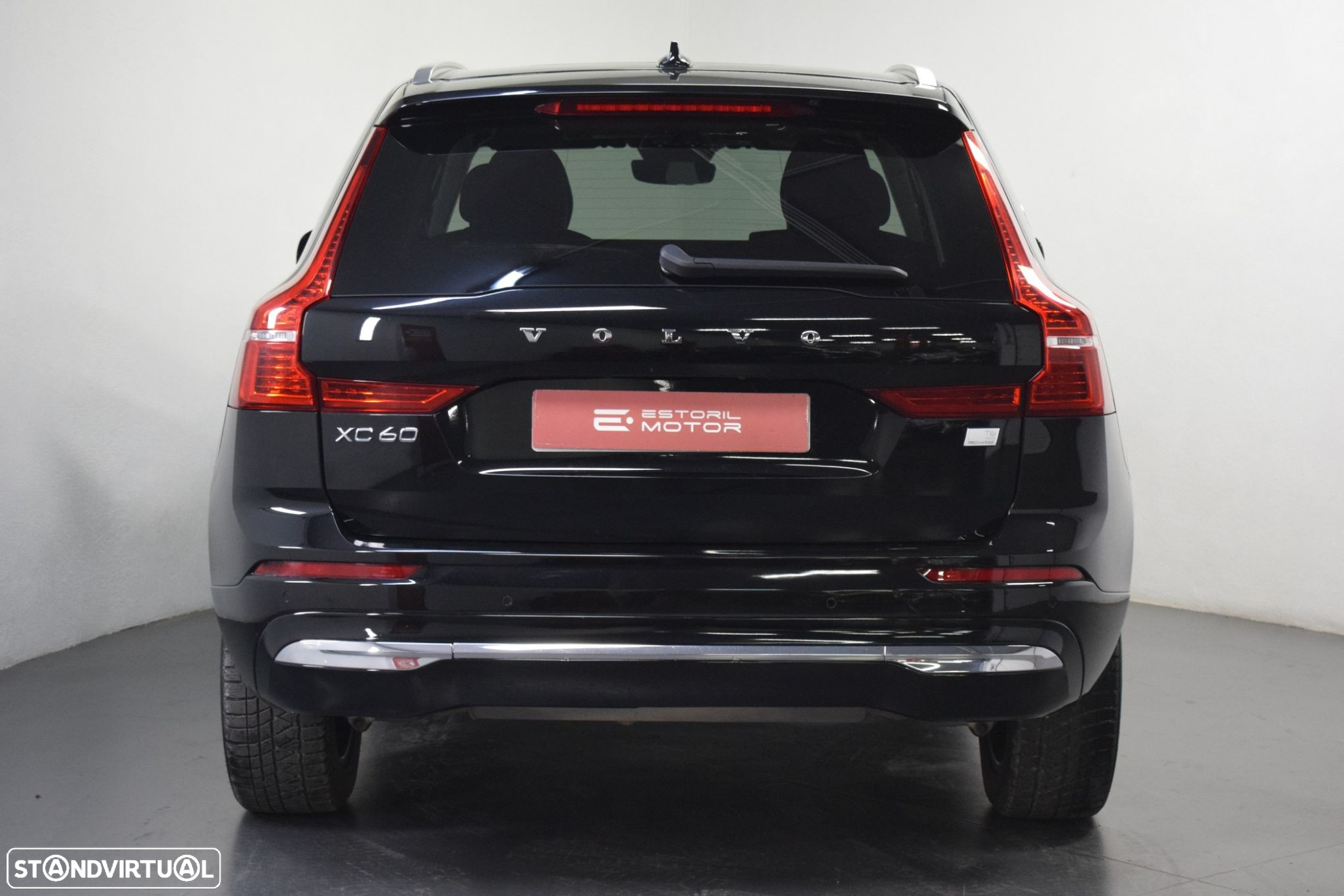 Volvo XC 60 2.0 T6 PHEV Inscription AWD - 4