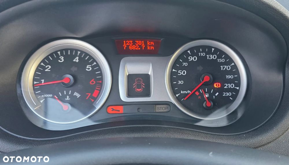 Renault Clio 1.2 16V Ripcurl - 8