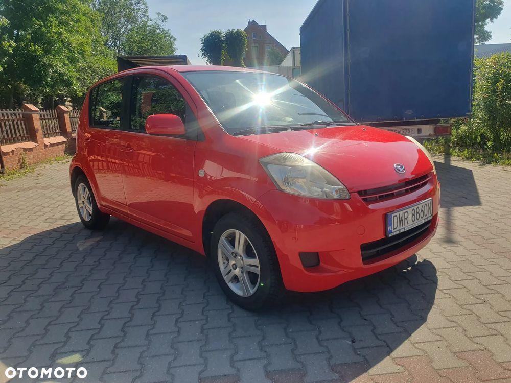 Daihatsu Sirion 1.3 CooLine - 2