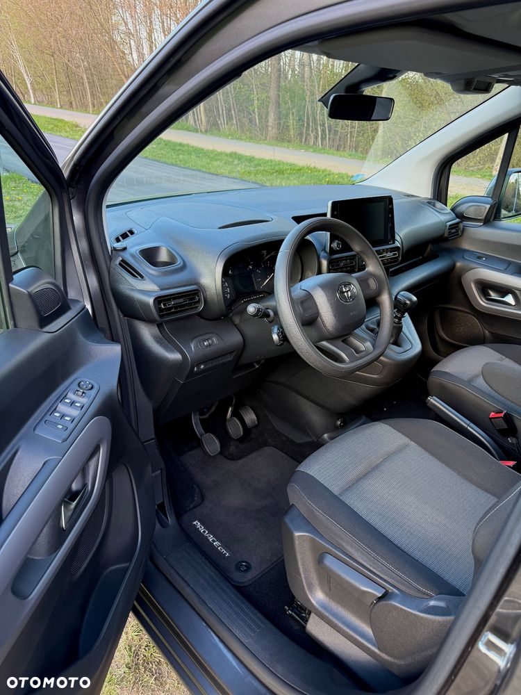 Toyota Proace City Verso 1.5 D-4D Business - 9