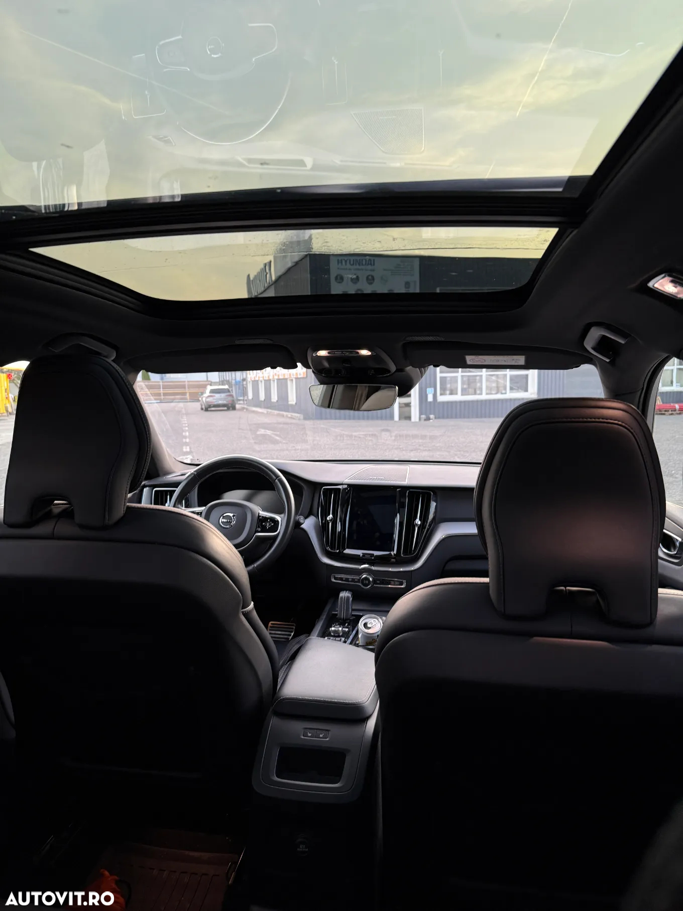 Volvo XC 60 T8 Twin Engine AWD R-Design - 19