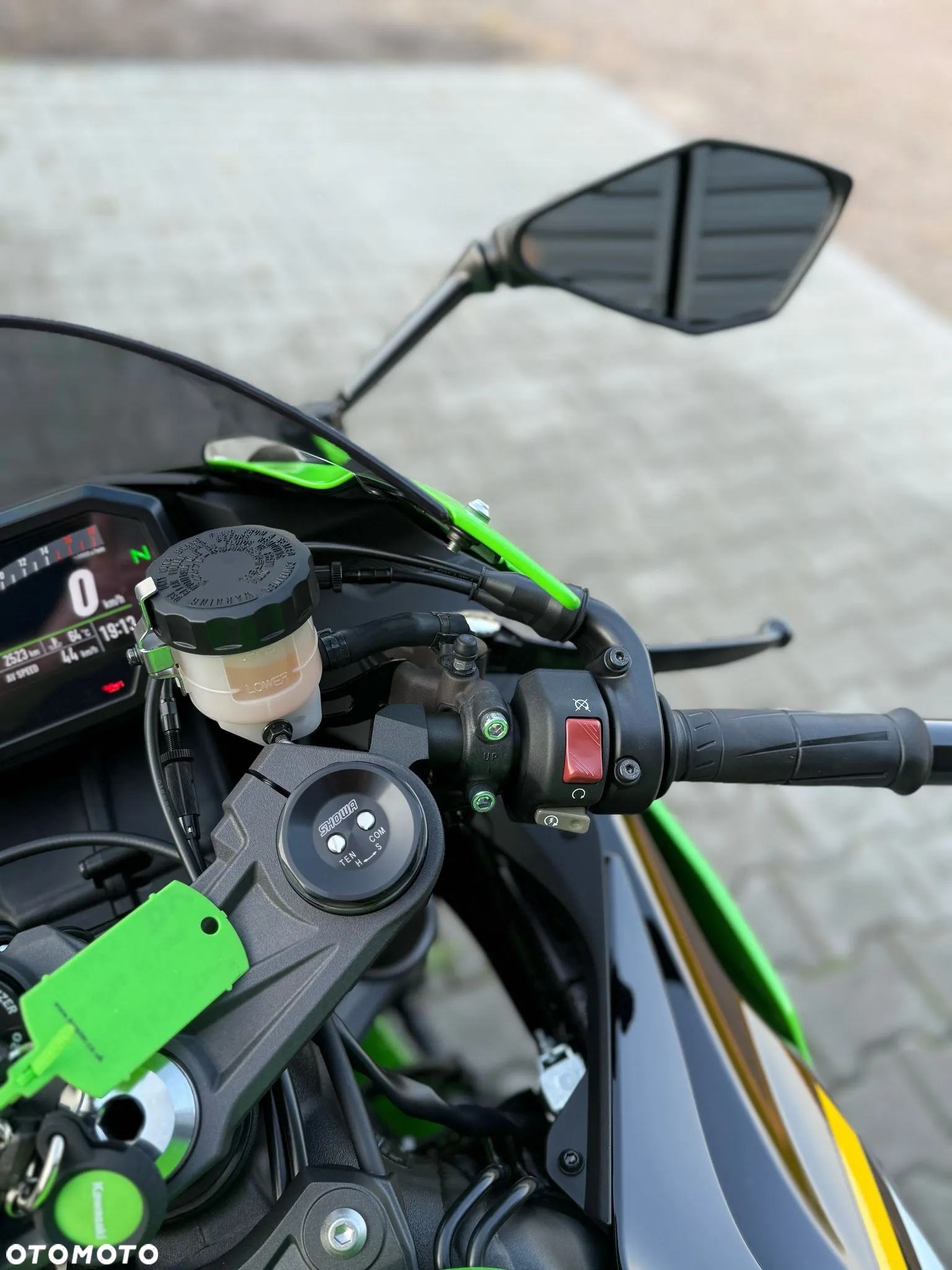 2025-06-09　オーダーページ Nowy Kawasaki ZX 2025 - 59 500 PLN - Otomoto.pl