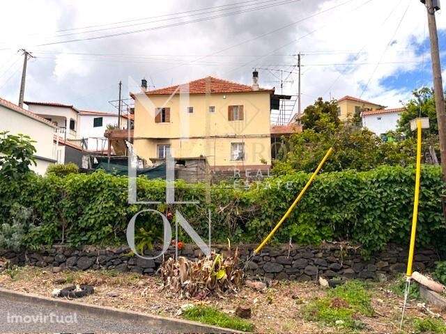2 Moradias na Calheta com jardim, terreno e vista mar. - Grande imagem: 2/28