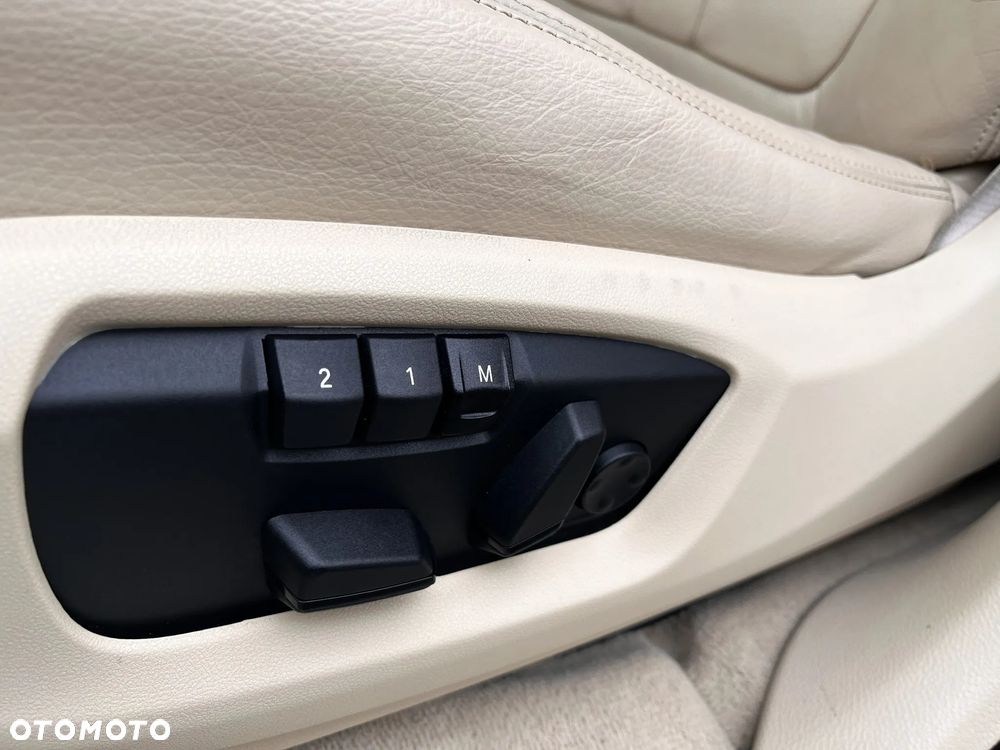 BMW X5 xDrive25d - 18