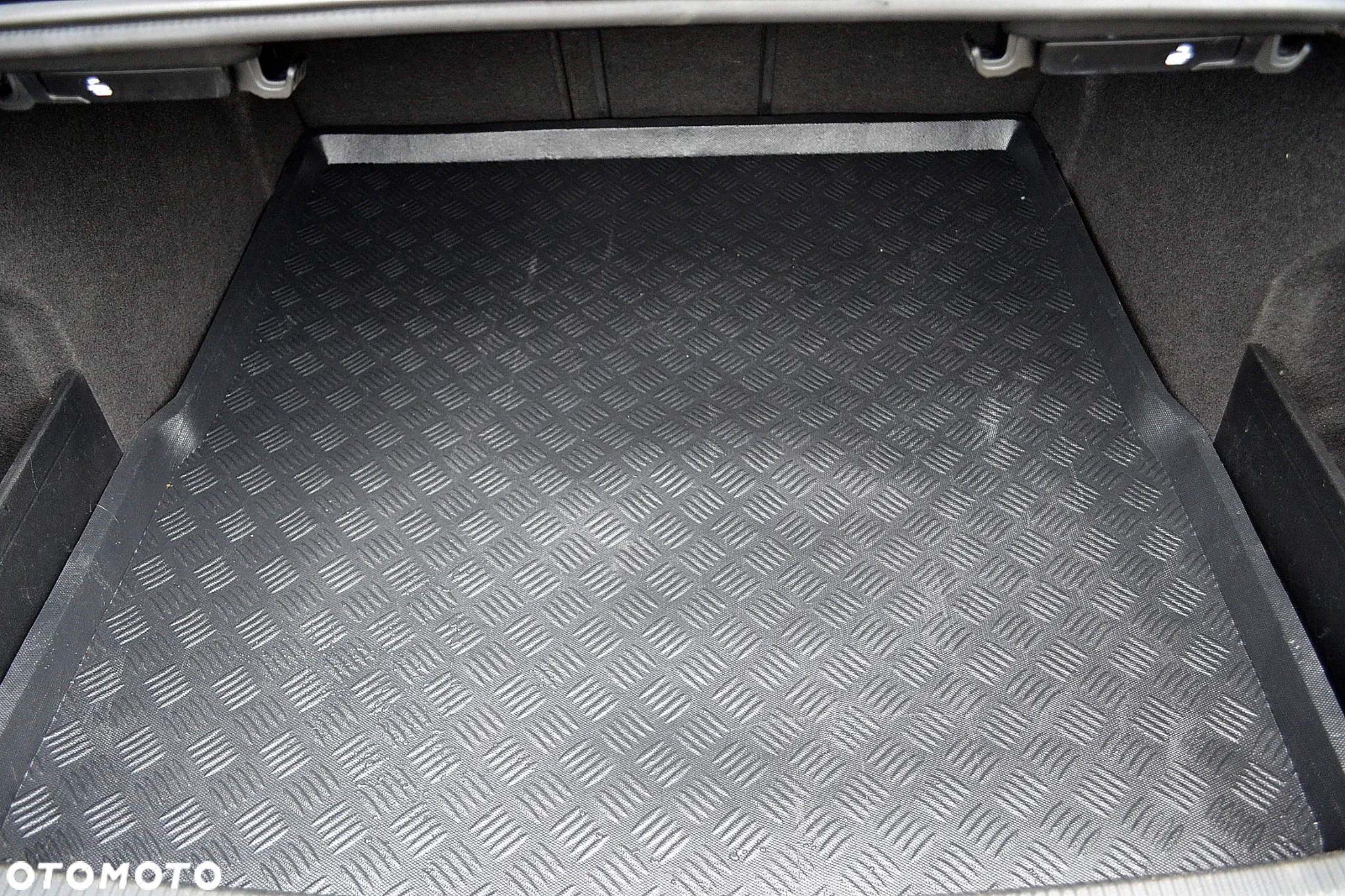 Volkswagen Passat 2.0 TDI DPF Comfortline DSG - 17