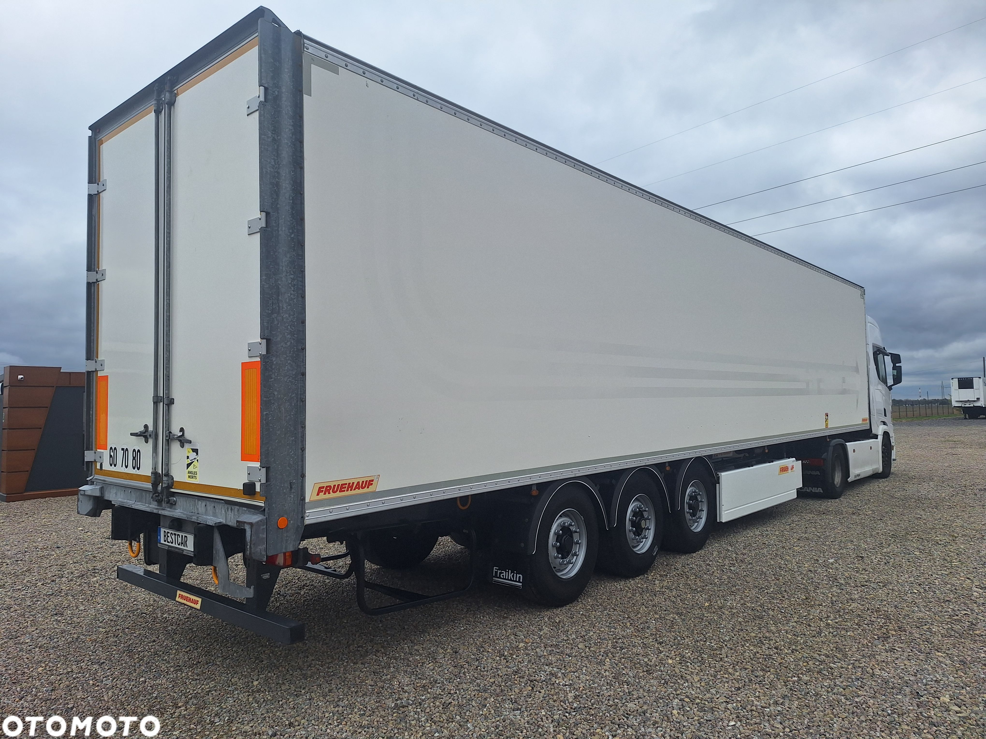 Fruehauf FURGON DOPPELSTOCK 2015 / kosz paletowy / opony jak nowe / Import Francja - 1