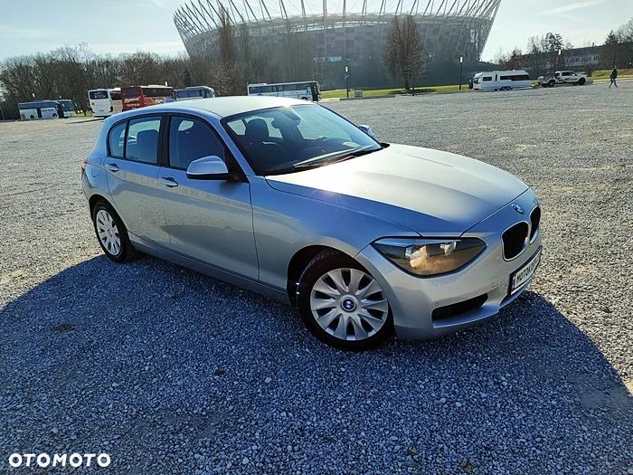 BMW Seria 1 116d DPF - 17