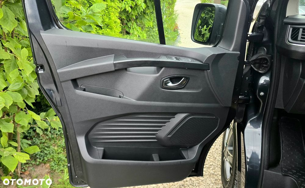 Renault Trafic - 36