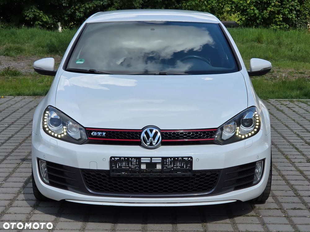 Volkswagen Golf 2.0 GTI - 8