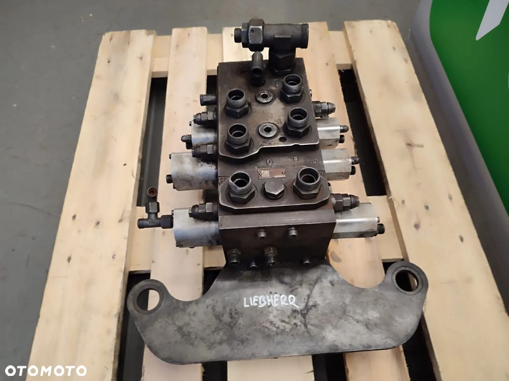 Rozdzielacz hydrauliczny R901355082 LIEBHERR 616062 - 5