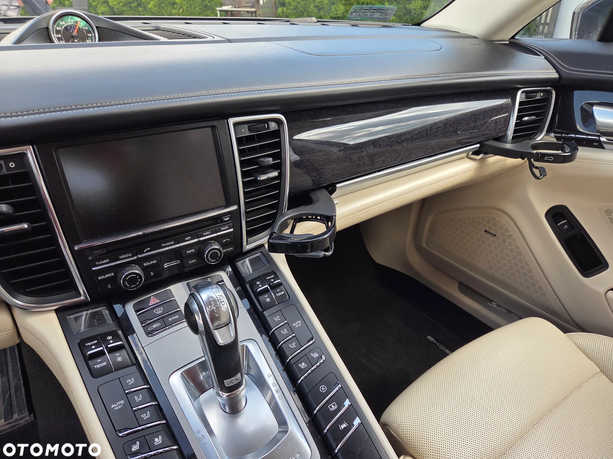 Porsche Panamera 4S Executive - 7