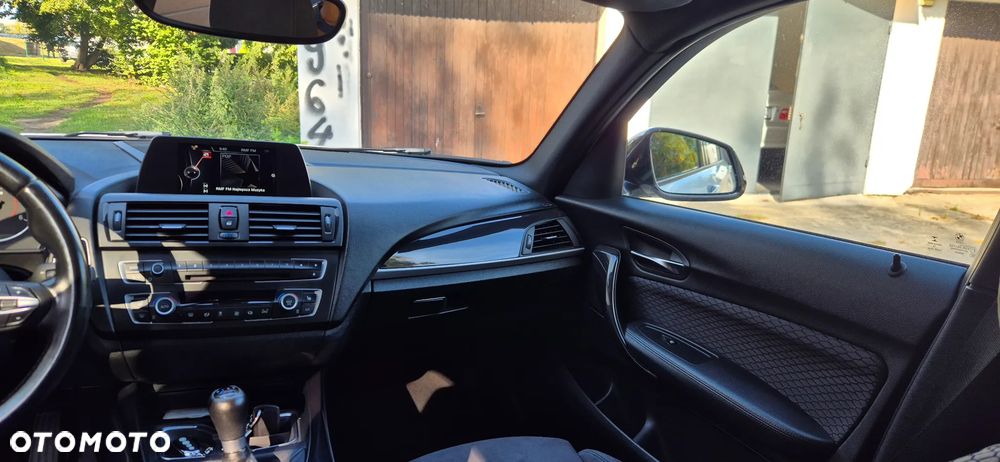 BMW Seria 1 118d Sport Line - 26