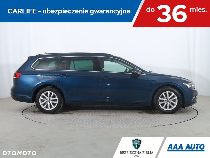 Volkswagen Passat - 7