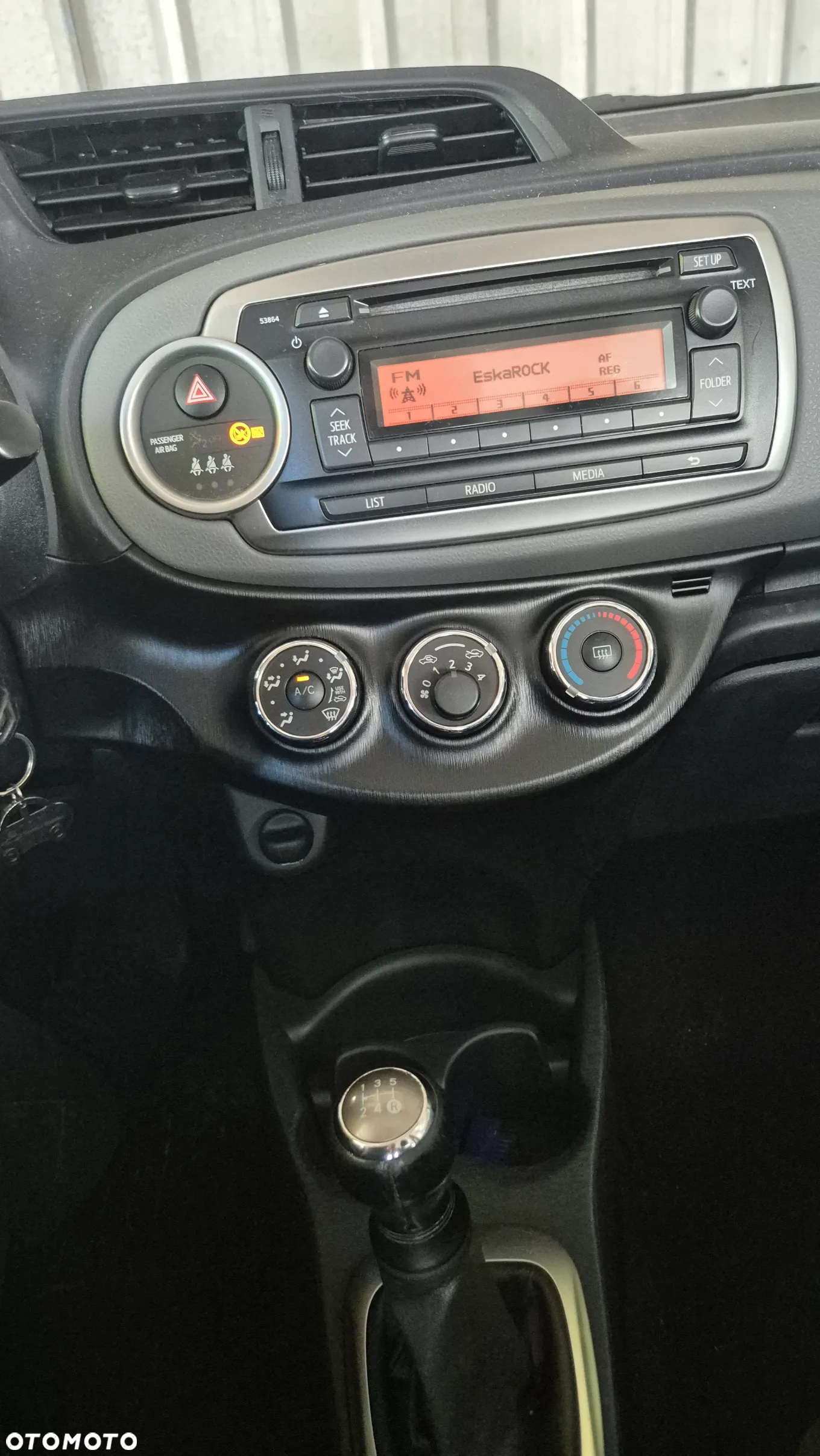 Toyota Yaris 1.0 Active - 10