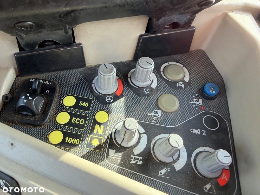 Massey Ferguson 8670 - 24