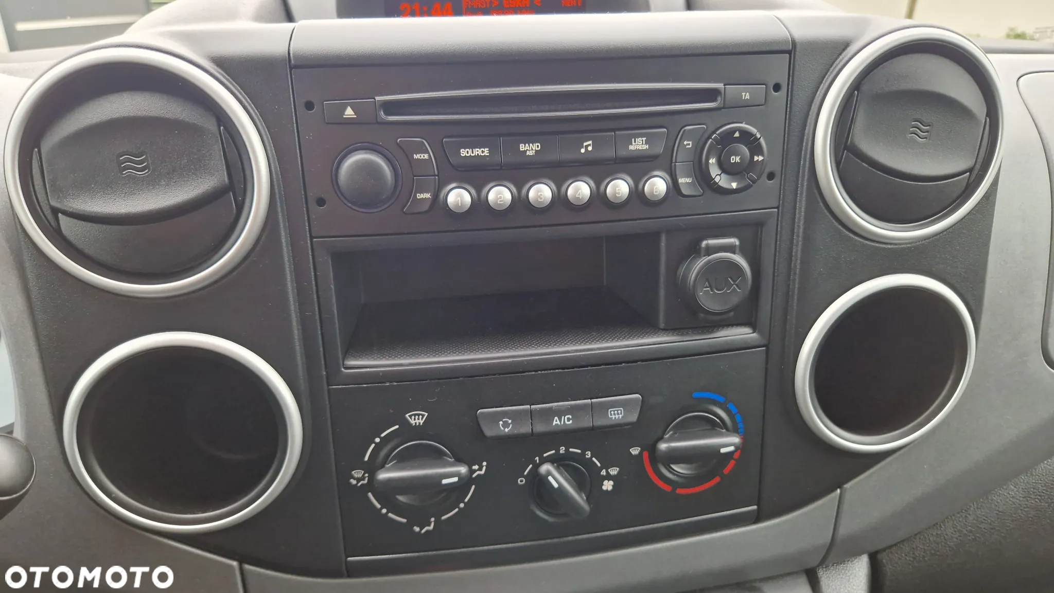 Citroën Berlingo Multispace BlueHDi 100 SELECTION - 18