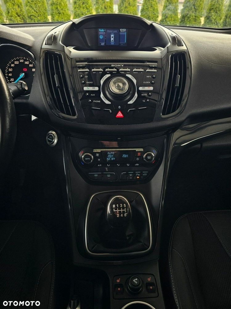 Ford Kuga - 18