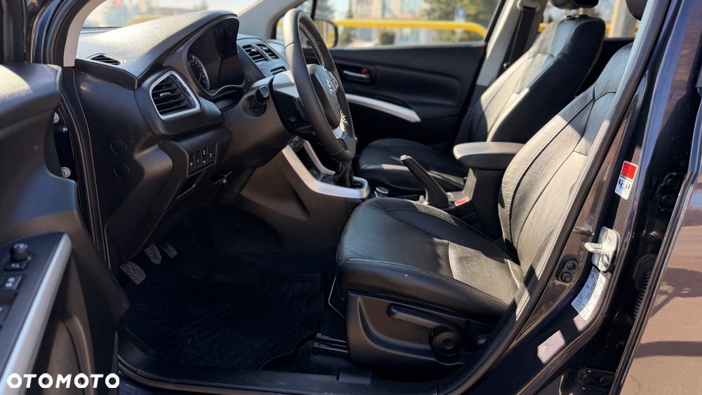 Suzuki SX4 S-Cross 1.6 DDiS 4x4 limited+ - 16