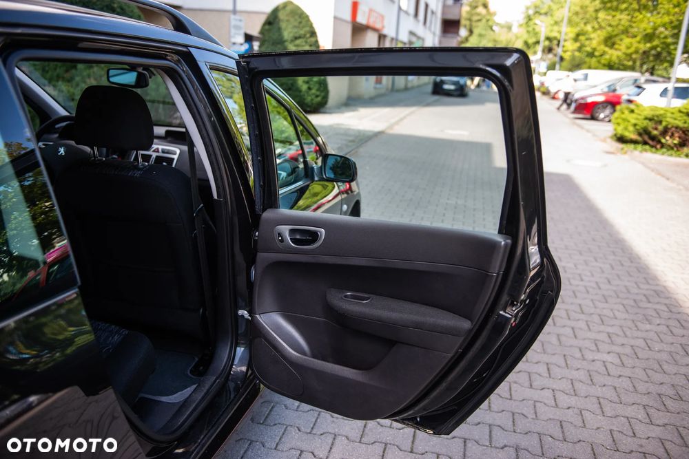 Peugeot 307 110 Grand Filou - 20