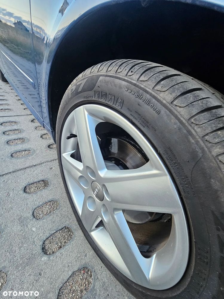 Audi A4 Avant 2.0 TDI - 28
