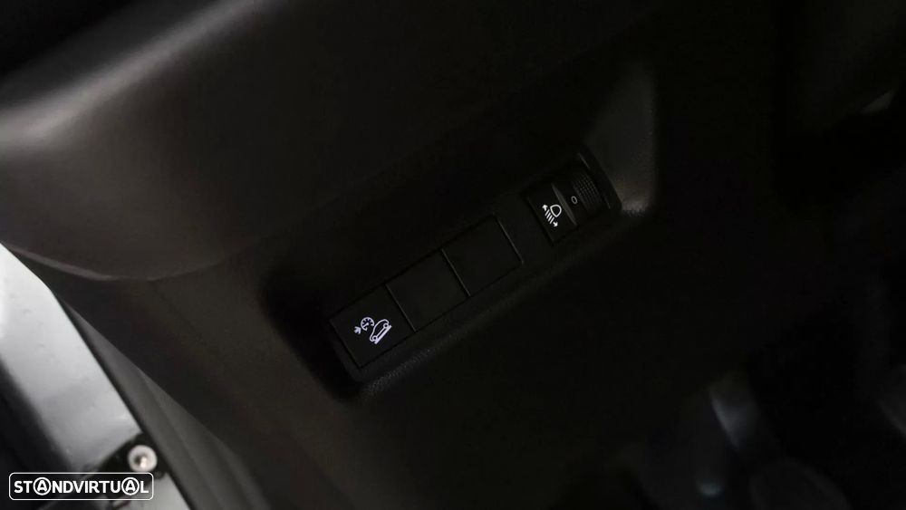 Jeep Avenger 1.2 GSE T3 Altitude - 21