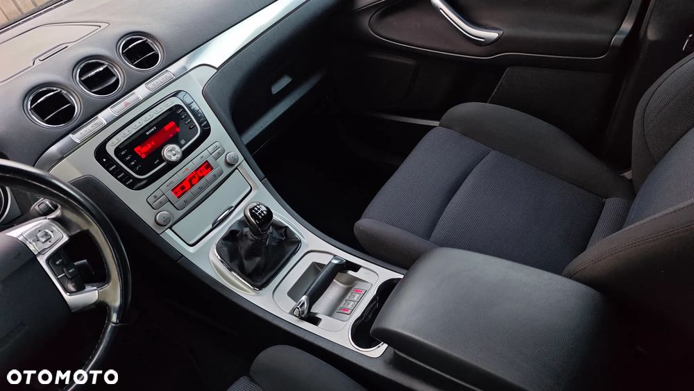 Ford Galaxy 2.0 FF Titanium - 13