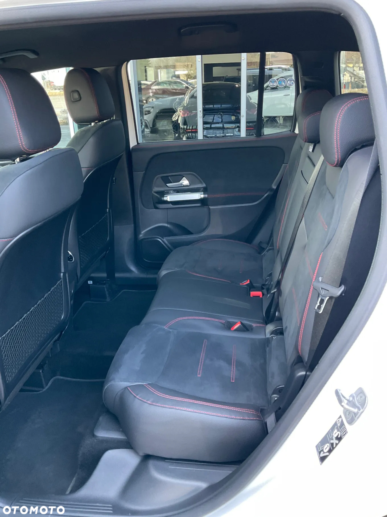 Mercedes-Benz GLB 200 d AMG Line 8G-DCT - 27