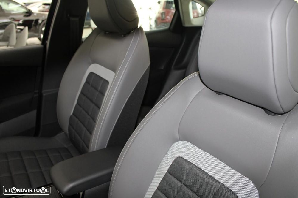 Citroën e-C4 X 54 kWh Autonomia Alargada Plus - 11