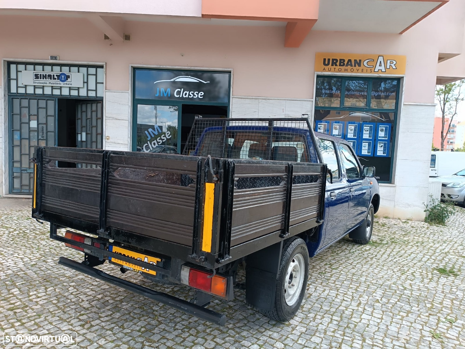 Nissan Pick Up - 18