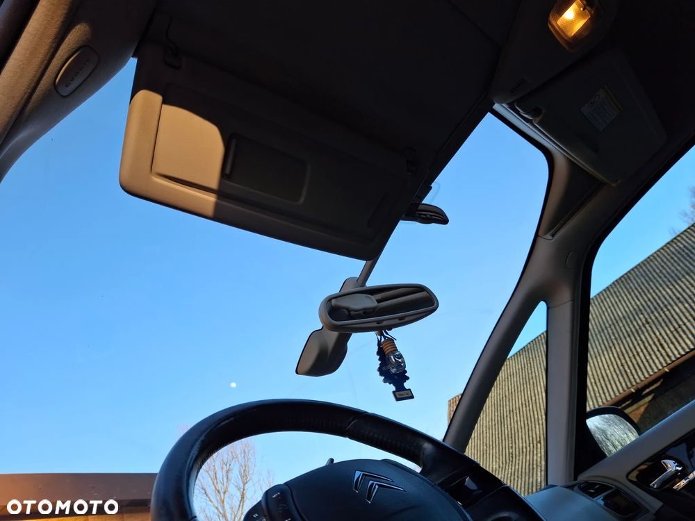 Citroën C4 Picasso 2.0 HDi FAP Exclusive - 16