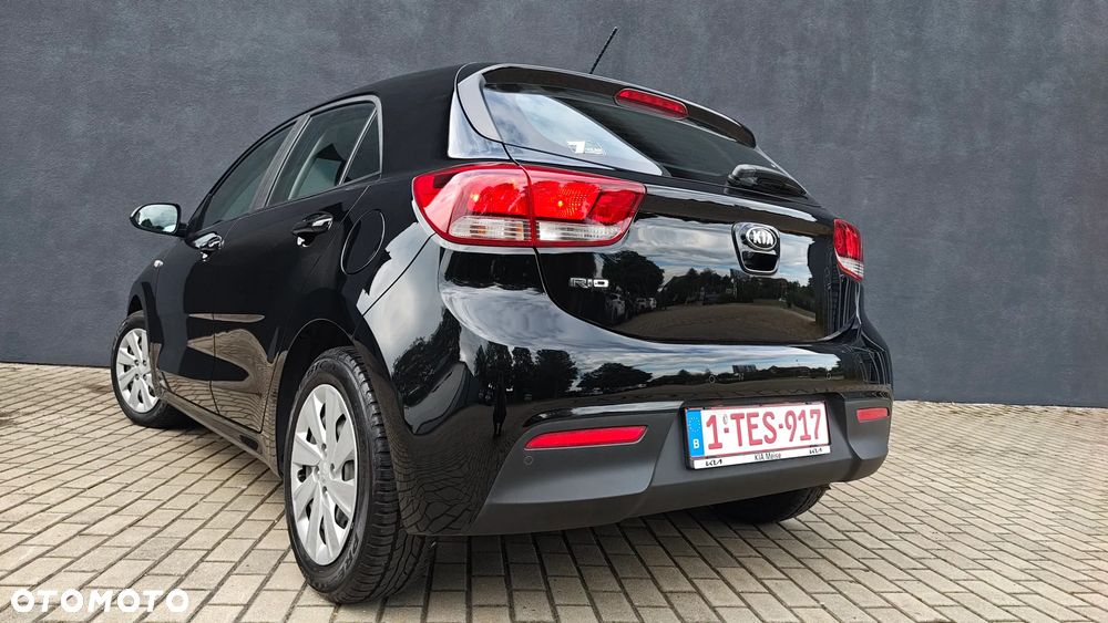 Kia Rio 1.2 M - 21