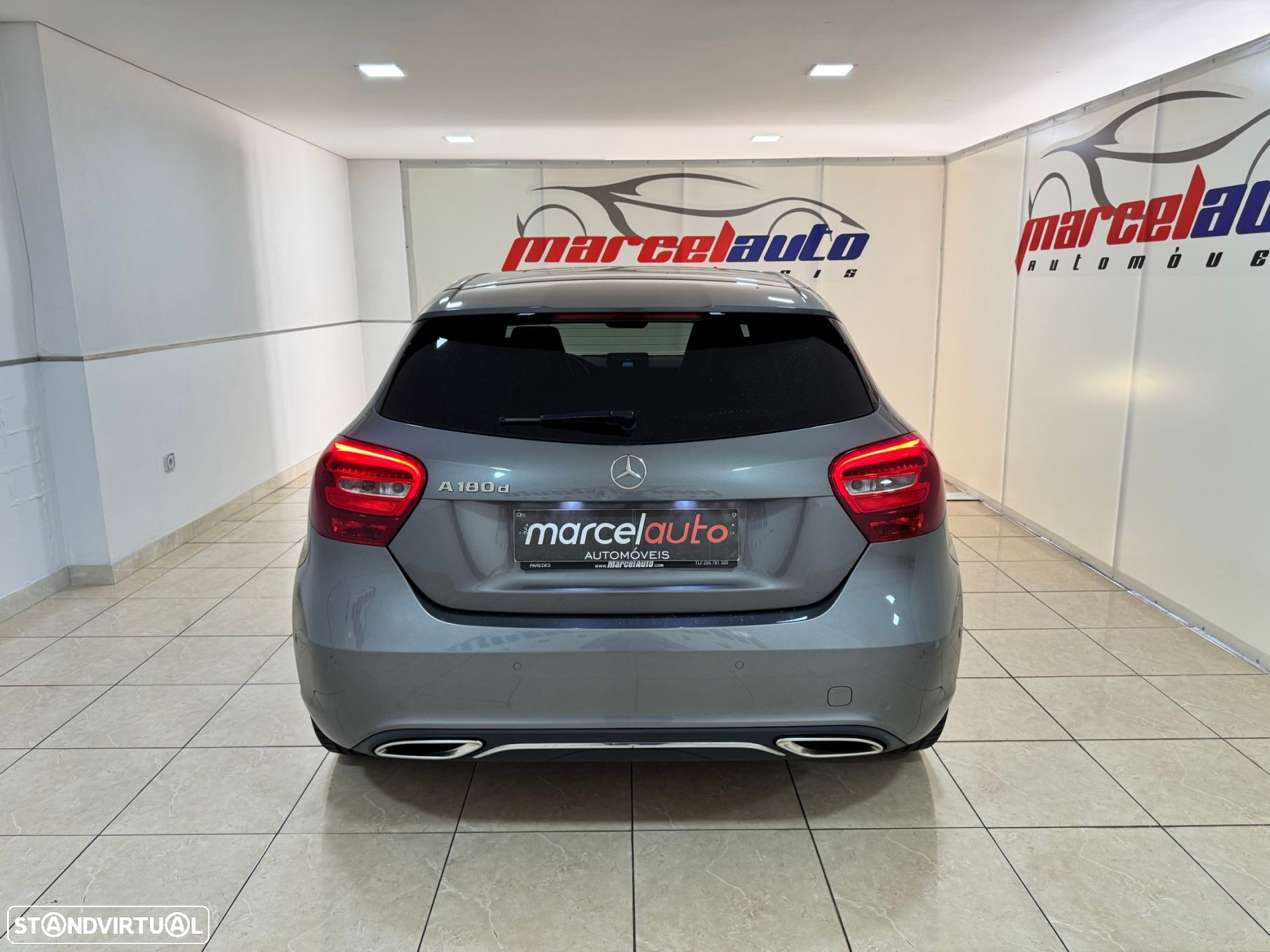 Mercedes-Benz A 180 d Urban - 8