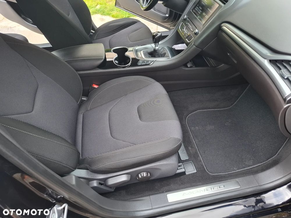 Ford Mondeo 2.0 TDCi STart-Stopp Titanium - 12