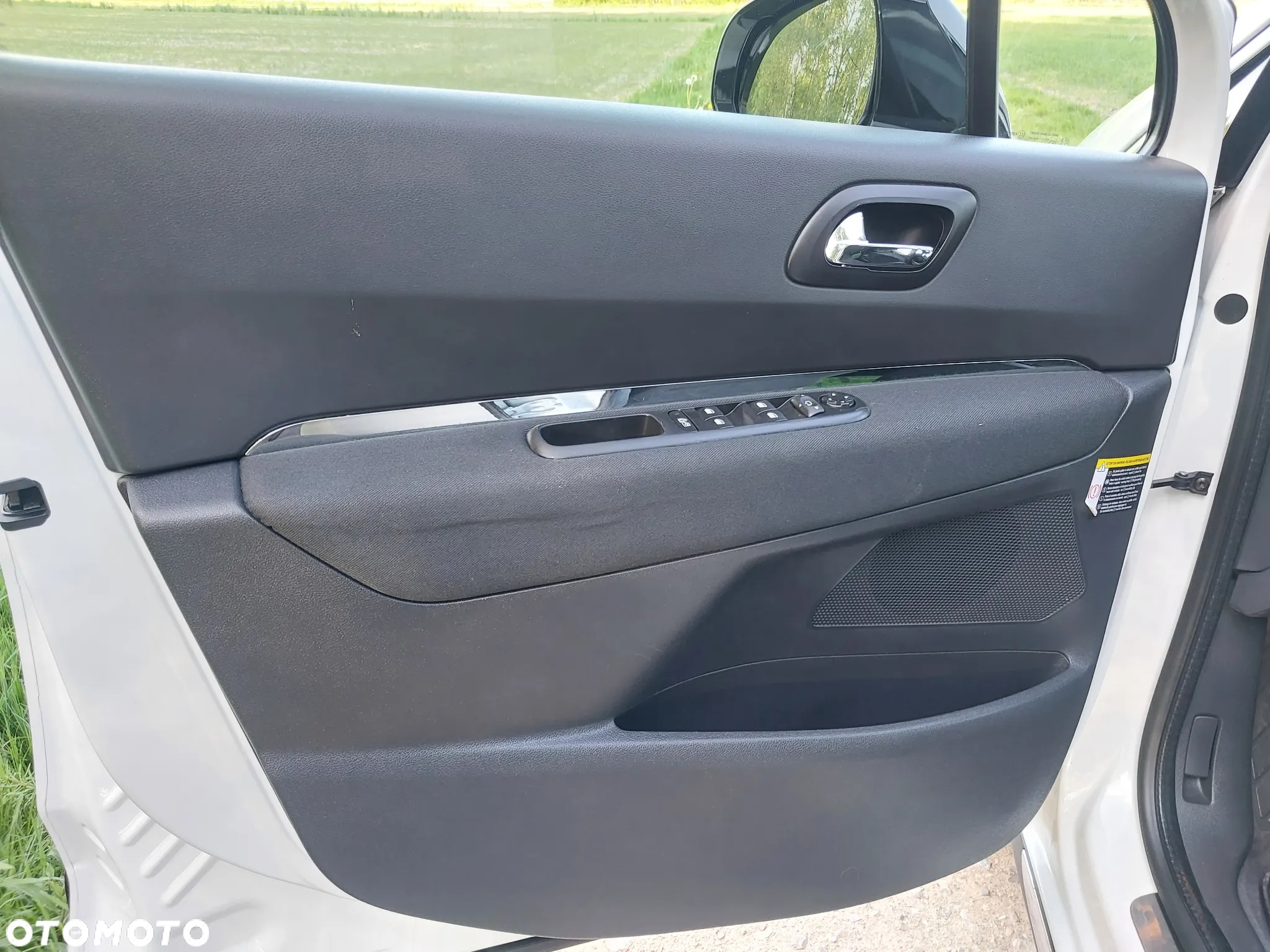 Peugeot 3008 - 11