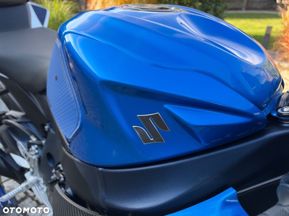Suzuki GSX-R - 34