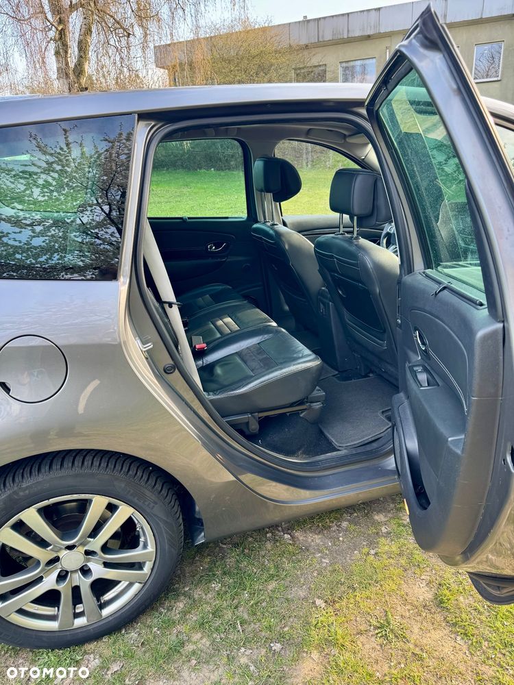 Renault Grand Scenic Gr 2.0 dCi Bose - 16